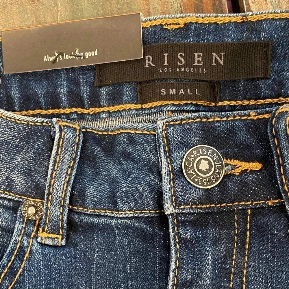 Risen NWT Alaina High Waist Distressed Long Denim Shorts Womens Size Small New